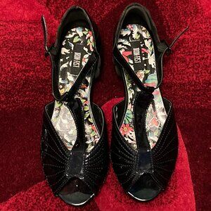 Iron Fist Black Patent Leather Flats | Retro | Art Deco | EUC | US 9 | EU 40